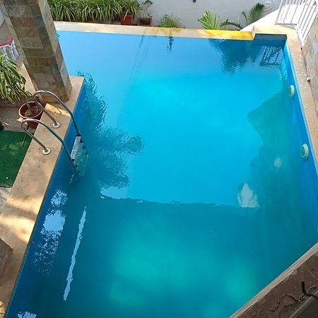 Ocean Suite Goa Dona Paula Extérieur photo