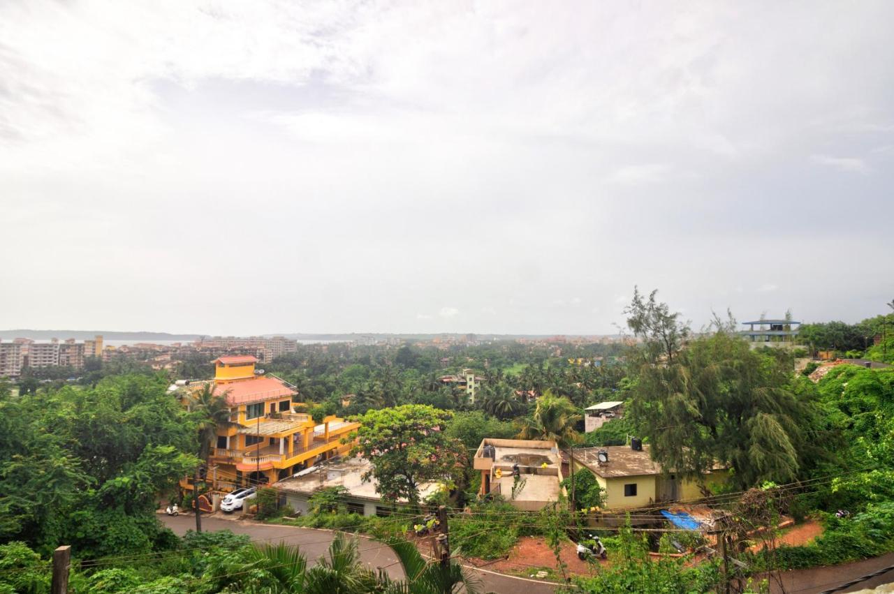 Ocean Suite Goa Dona Paula Extérieur photo